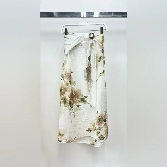 (16-04-MAGNOLIA-WHT) MAGNOLIA FLOWERS PRINT LINEN MAXI SKIRT - Picture 1 of 2